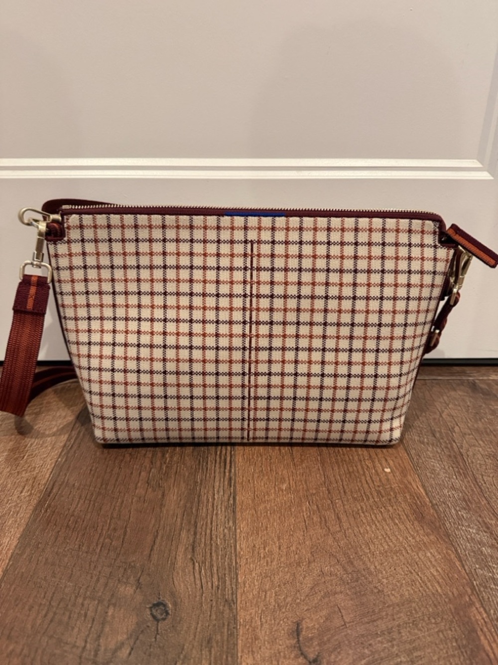 WOMENS ROTHYS MALBEC DAILY CROSSBODY BAG - Picture 3 of 12